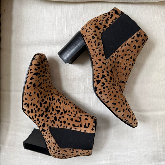 Rag & Bone Aslen Flocked Suede Ankle Boots in Leopard Cheetah Tan Animal Print - Picture 3 of 8